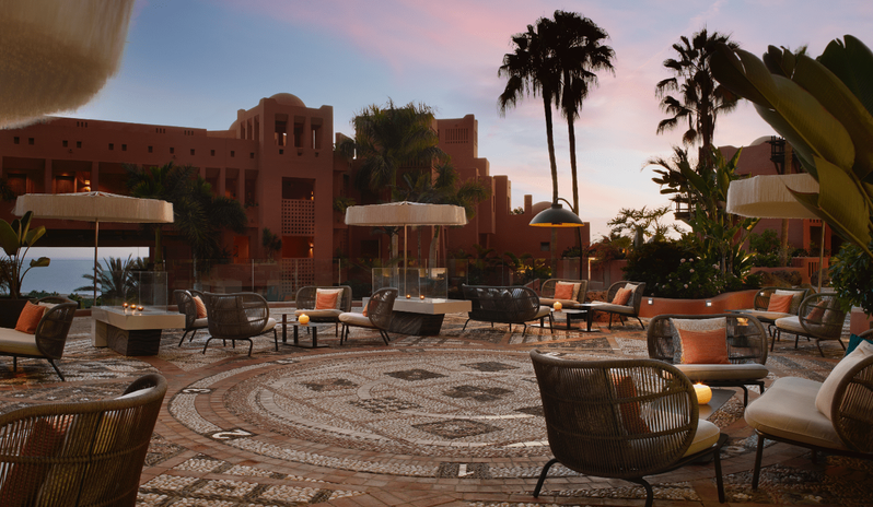 Lobby Bar